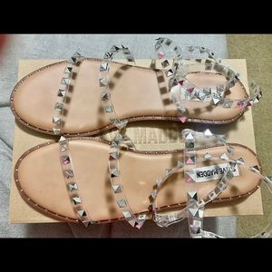 Steve Madden Women’s Clear Travel Sandals